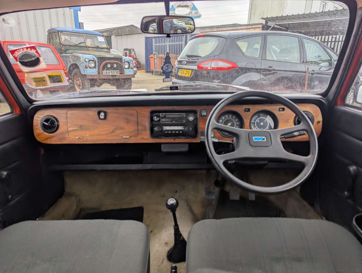 <p>1981 AUSTIN MAXI 2</p>