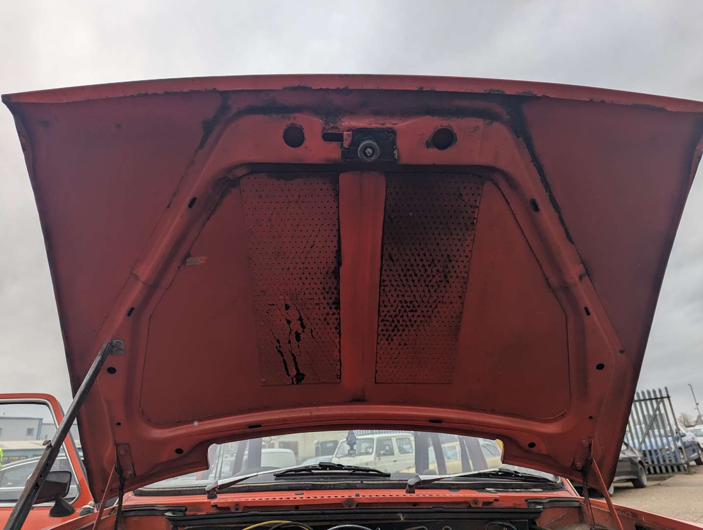 <p>1981 AUSTIN MAXI 2</p>