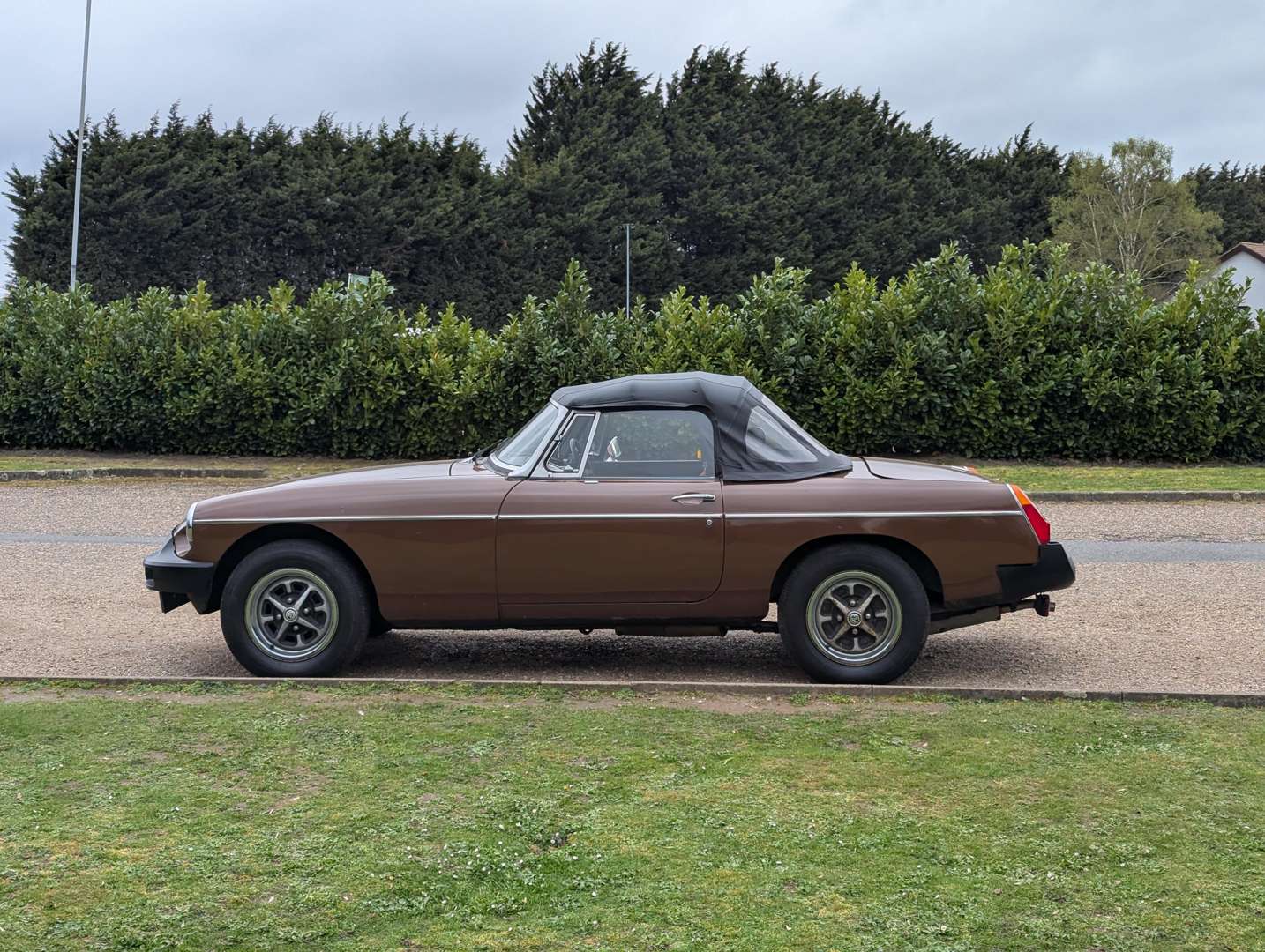 <p>1980 MG B ROADSTER</p>