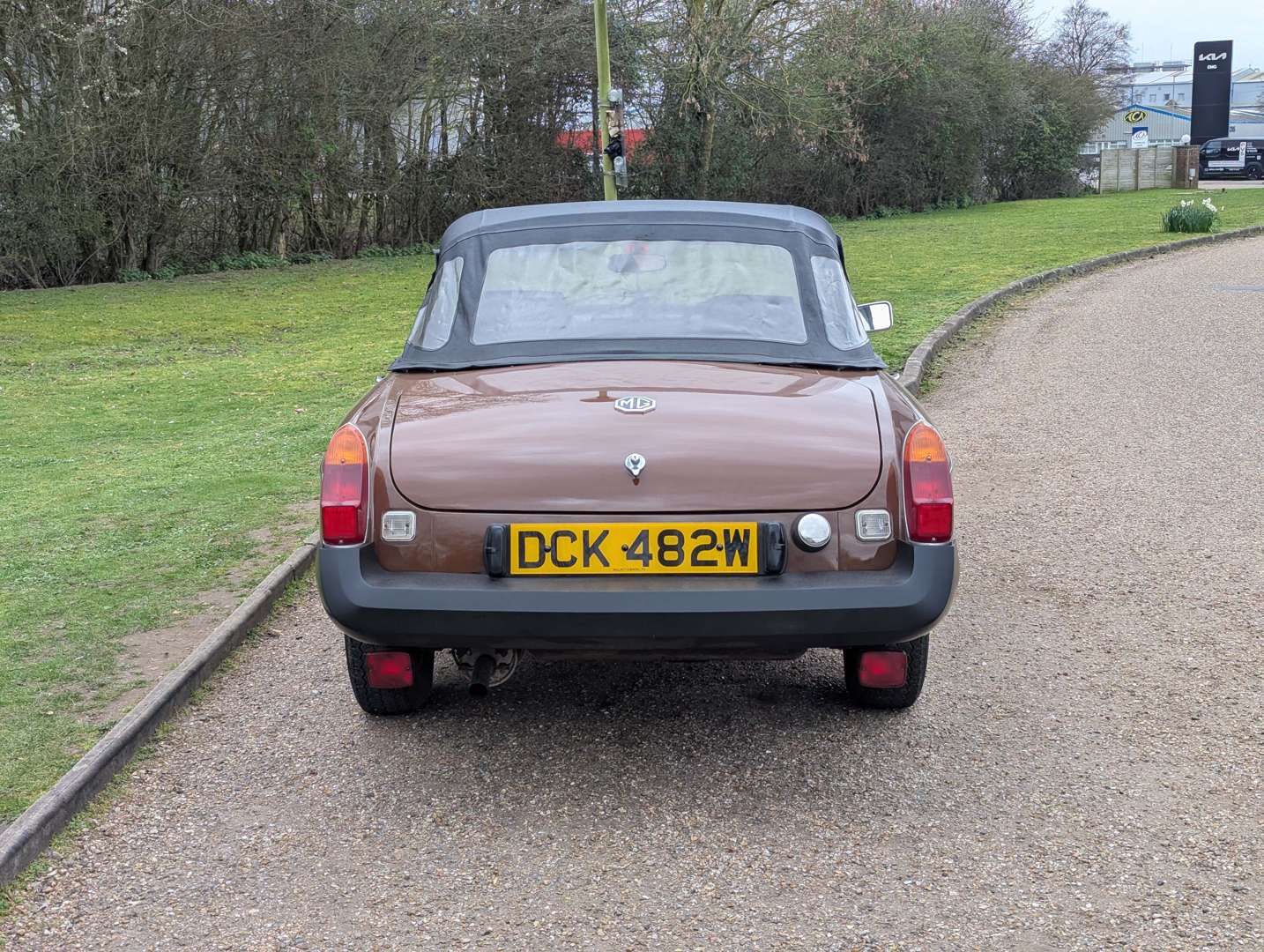 <p>1980 MG B ROADSTER</p>