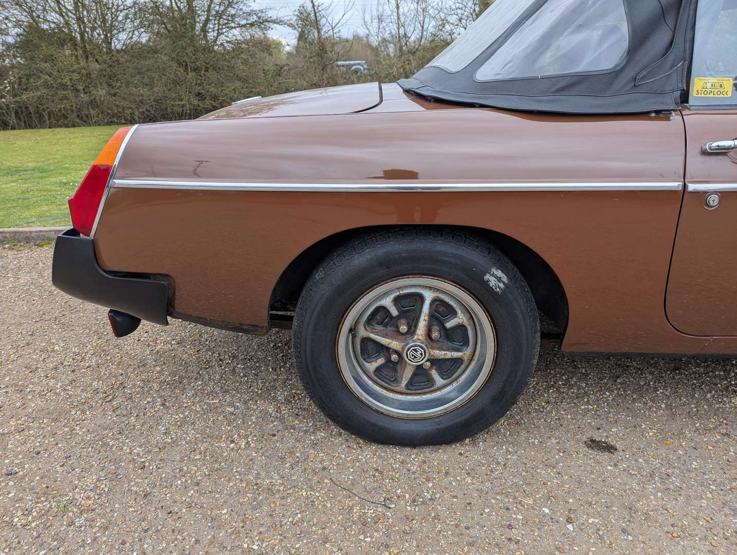 <p>1980 MG B ROADSTER</p>