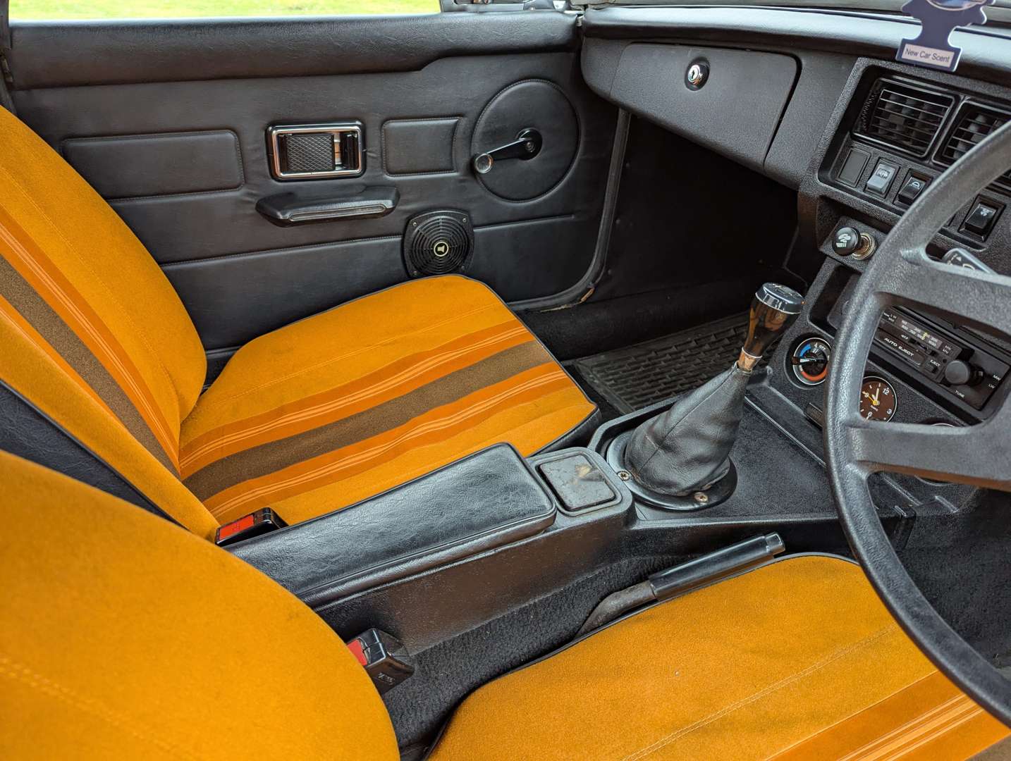 <p>1980 MG B ROADSTER</p>