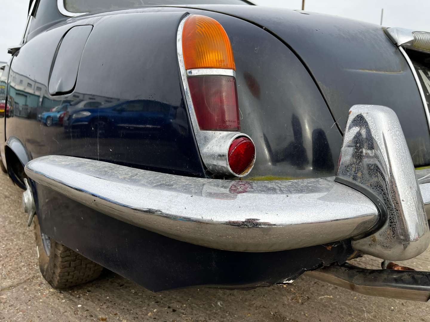 <p>1965 JAGUAR 3.8 S-TYPE</p>