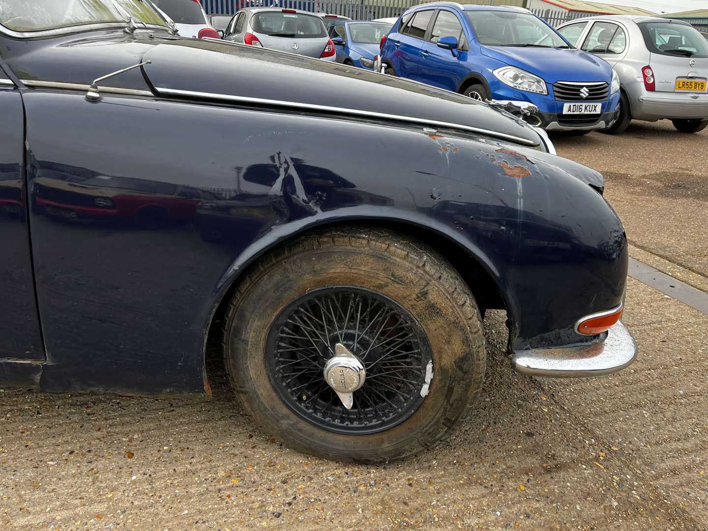 <p>1965 JAGUAR 3.8 S-TYPE</p>