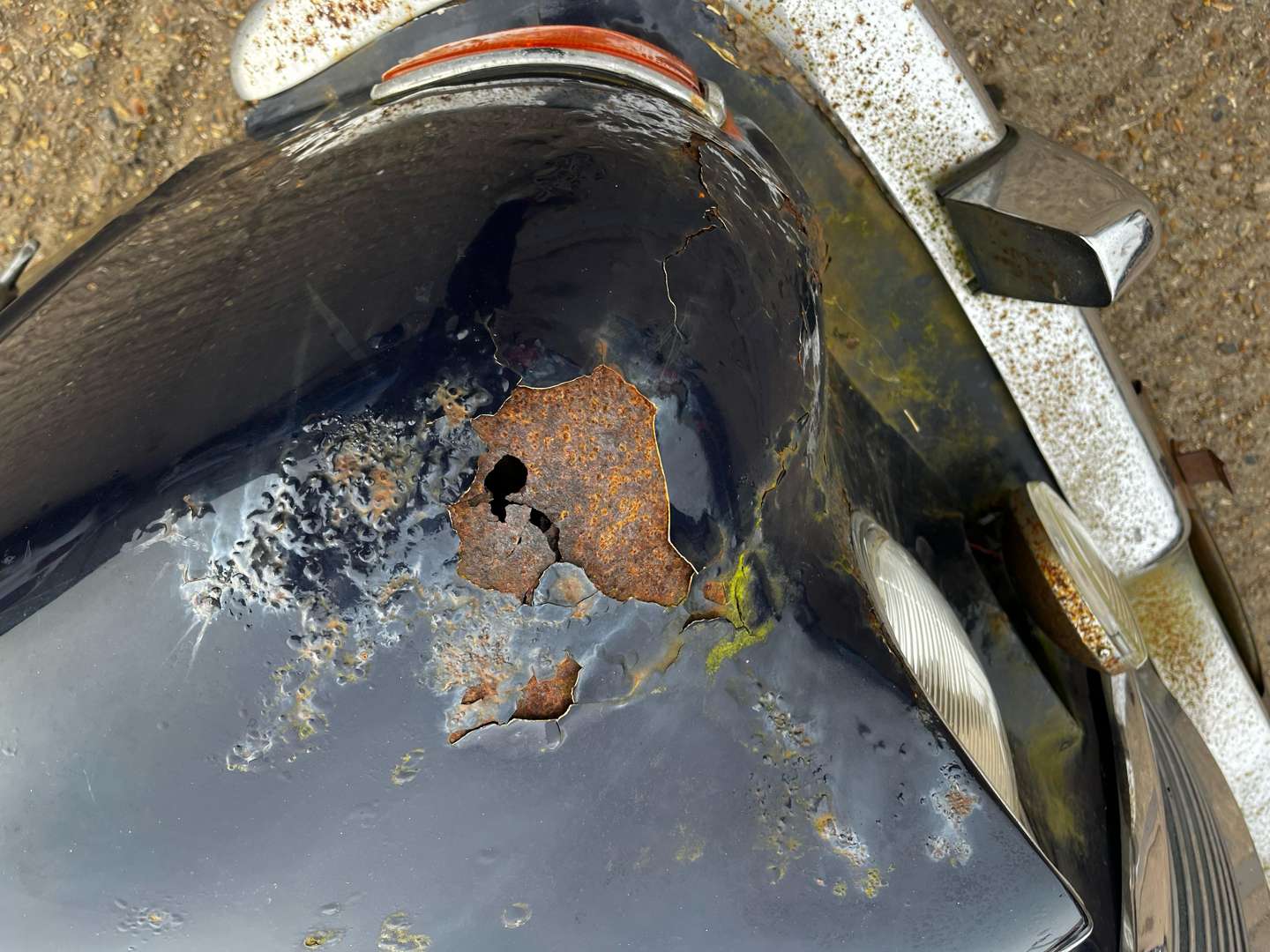 <p>1965 JAGUAR 3.8 S-TYPE</p>