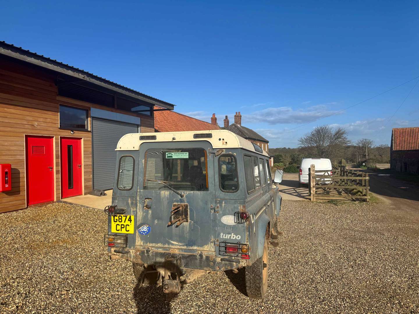 <p>1989 LAND ROVER 110 4C COUNTRY D TURBO</p>