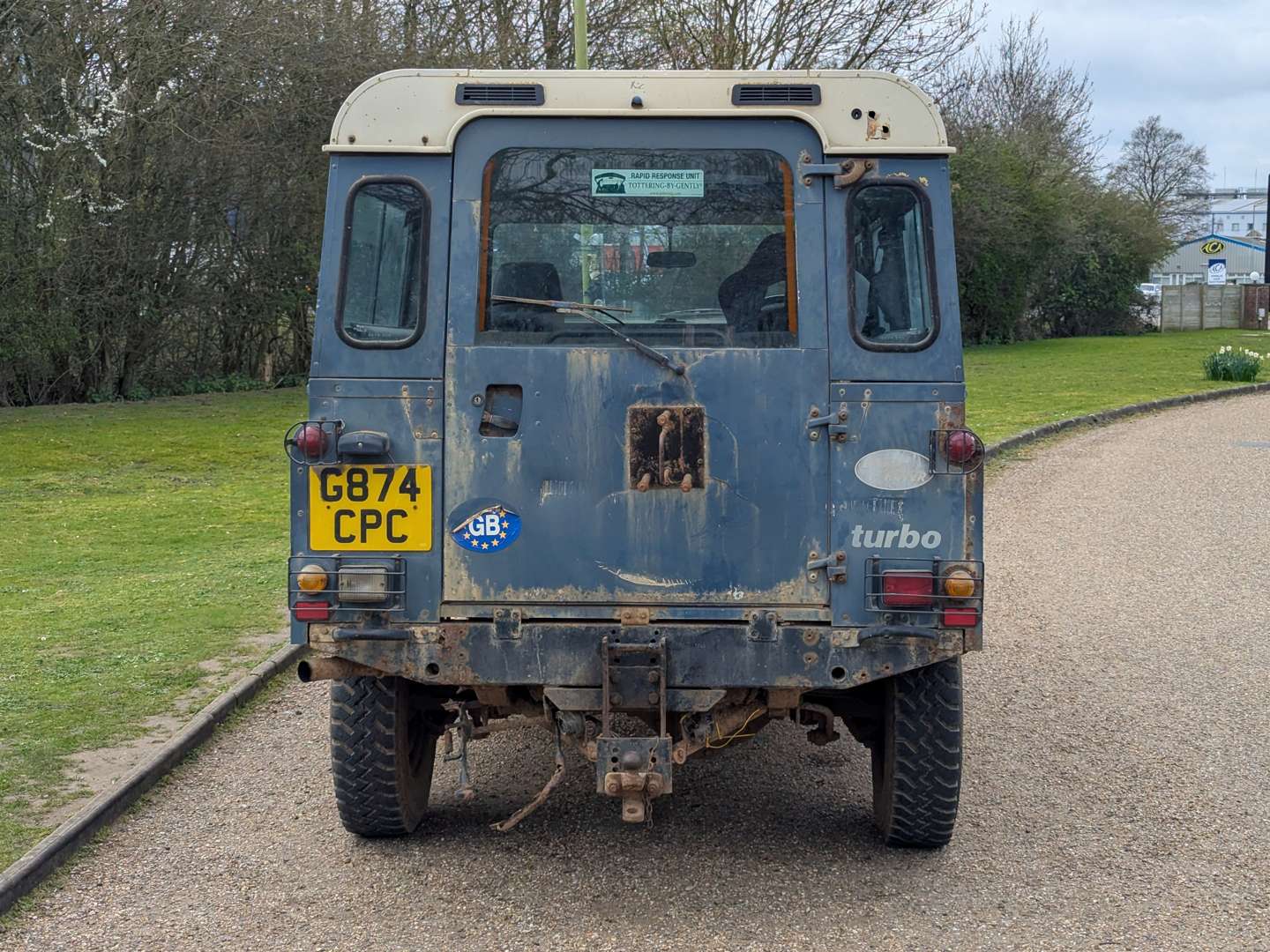 <p>1989 LAND ROVER ONE TEN COUNTY D TURBO</p>
