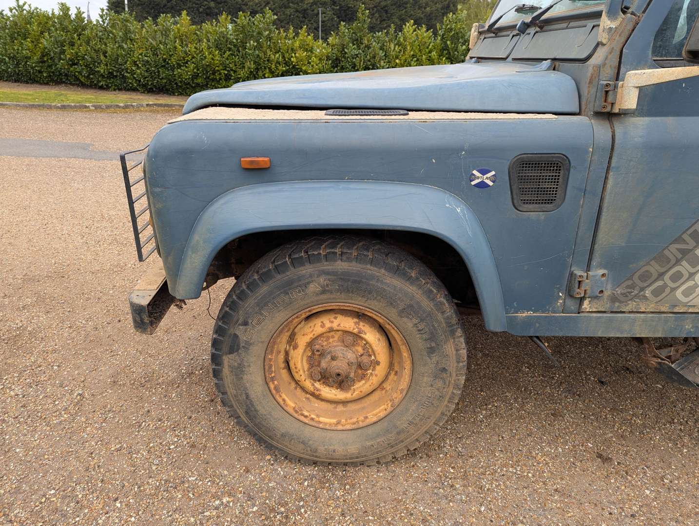 <p>1989 LAND ROVER ONE TEN COUNTY D TURBO</p>