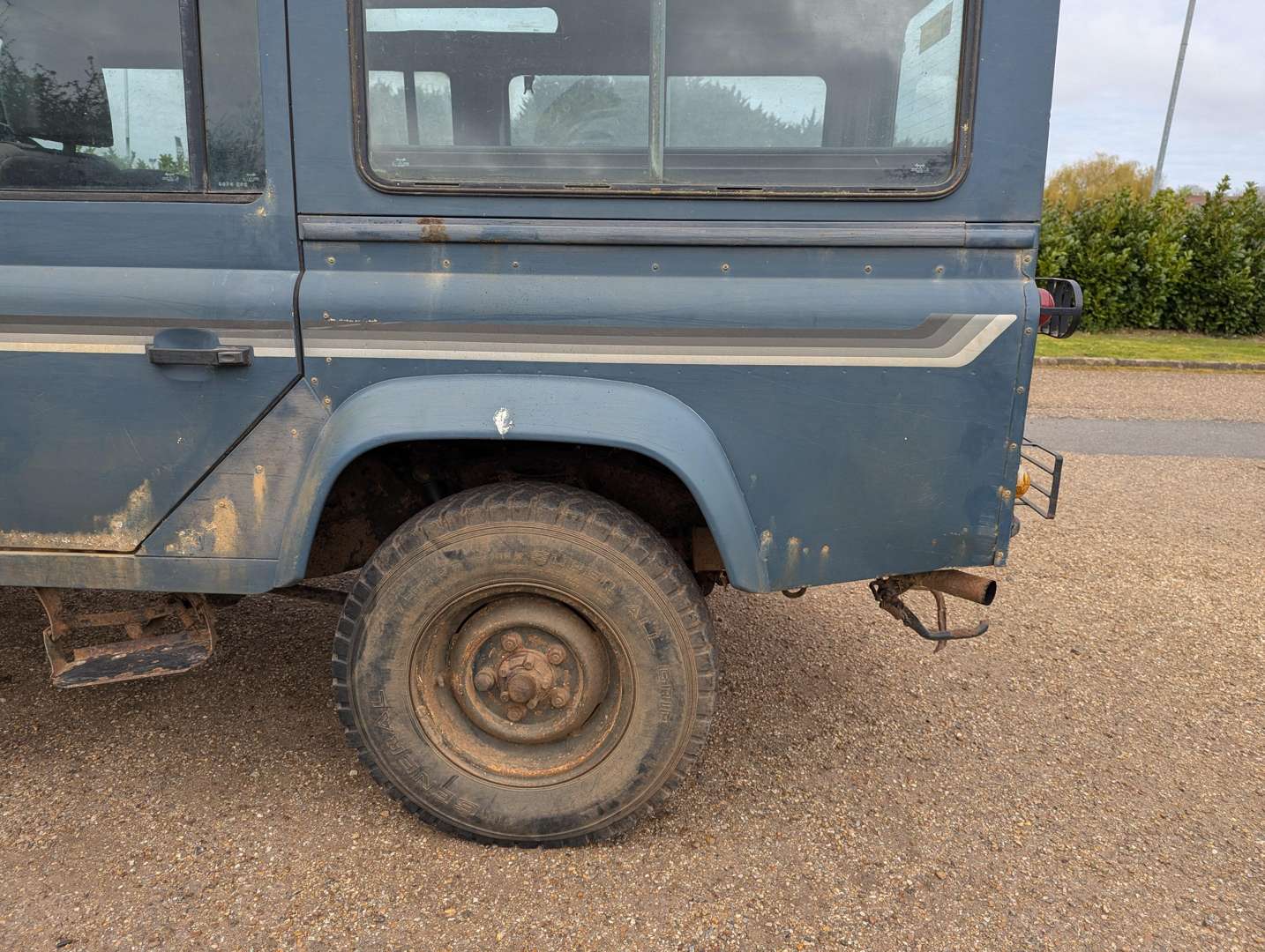 <p>1989 LAND ROVER ONE TEN COUNTY D TURBO</p>