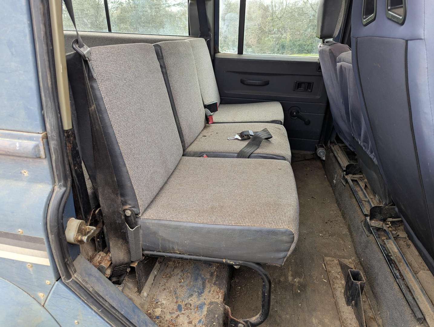 <p>1989 LAND ROVER ONE TEN COUNTY D TURBO</p>