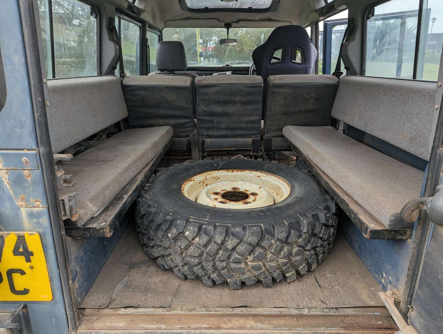 <p>1989 LAND ROVER ONE TEN COUNTY D TURBO</p>