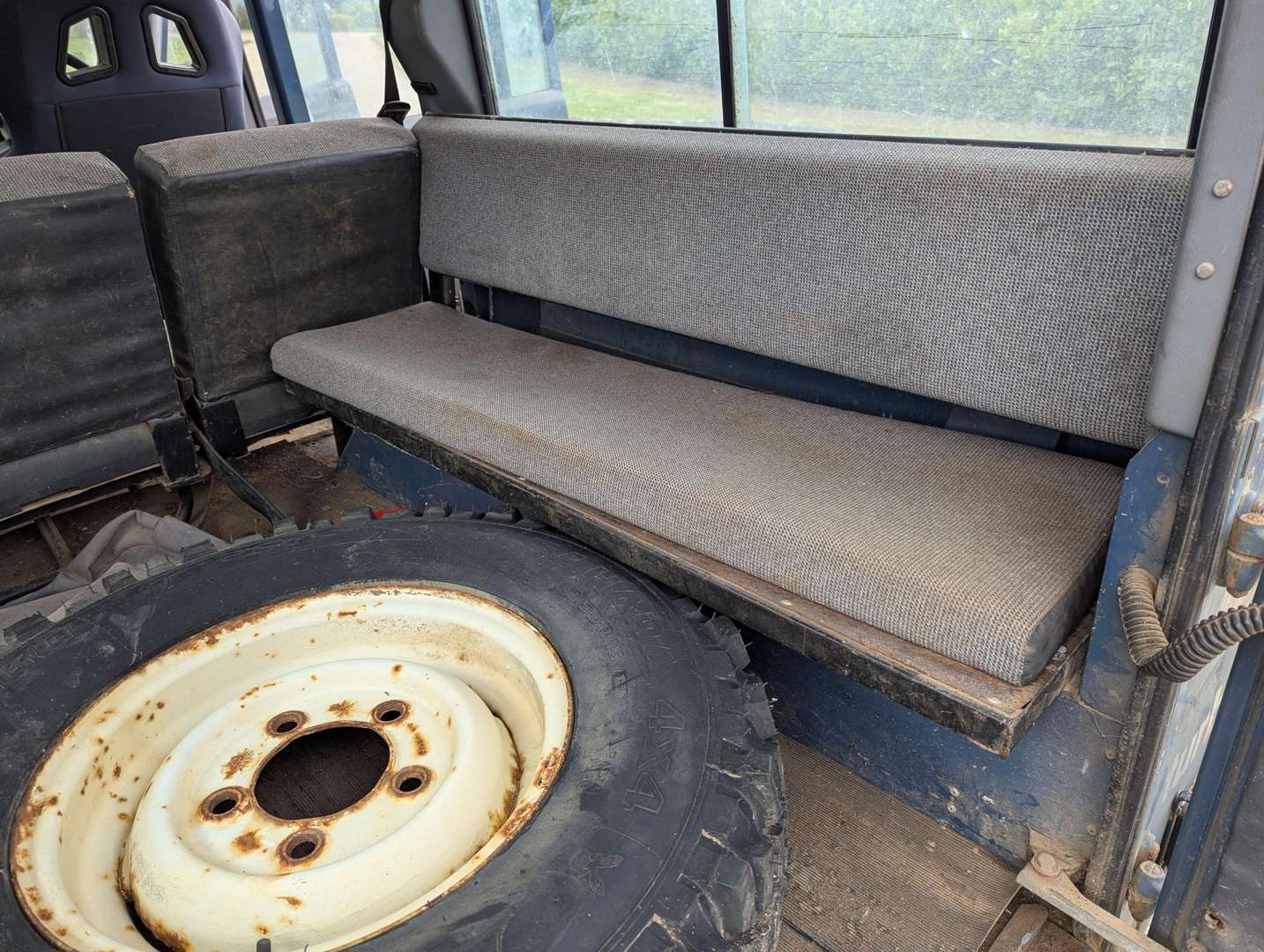 <p>1989 LAND ROVER ONE TEN COUNTY D TURBO</p>