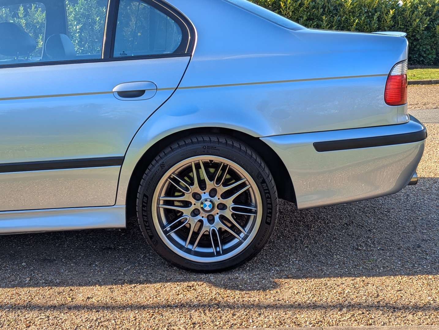 <p>2001 BMW M5 E39</p>