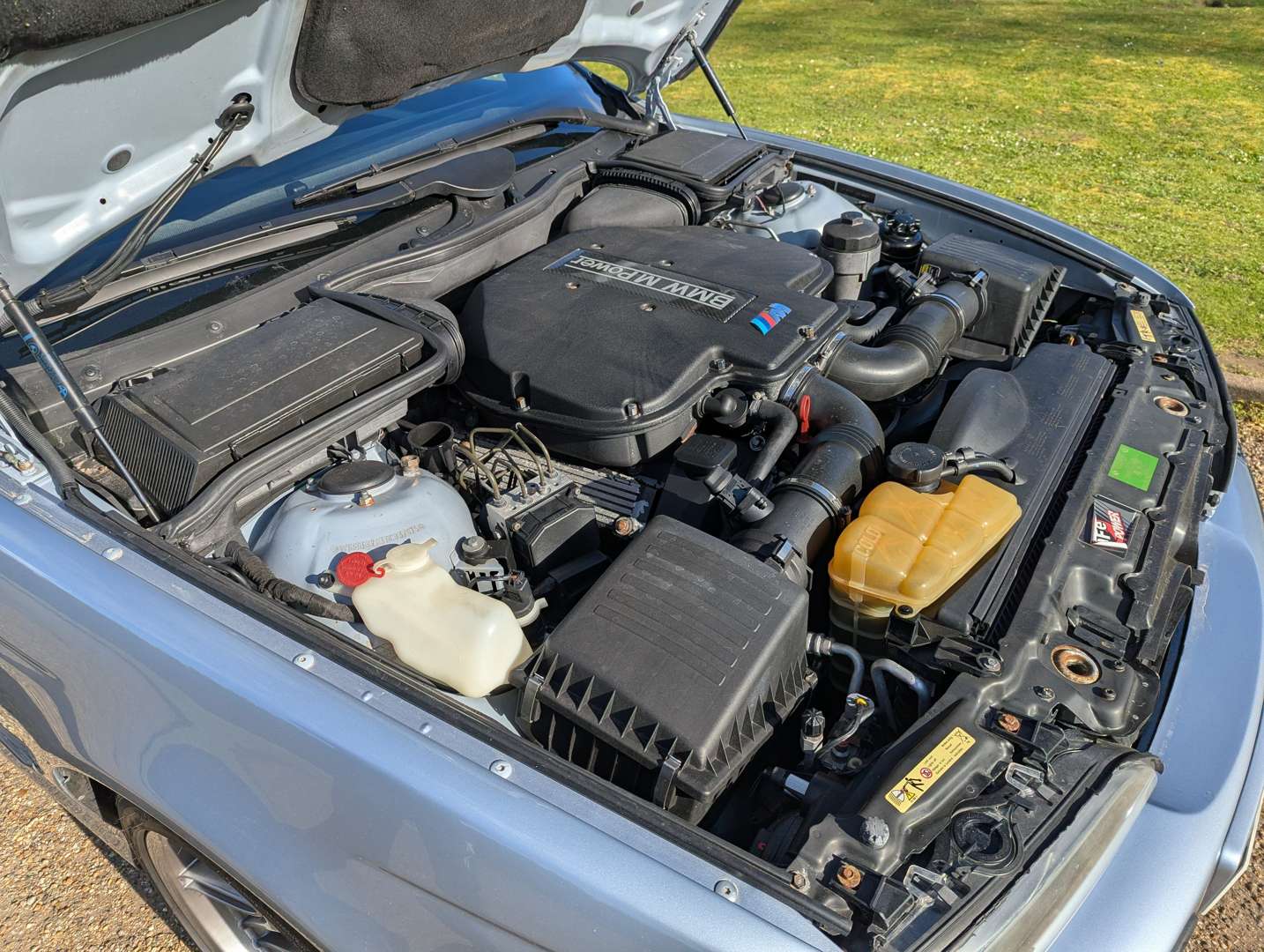 <p>2001 BMW M5 E39</p>