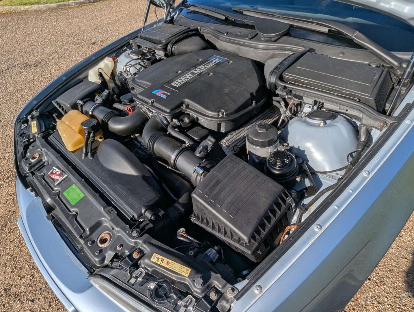 <p>2001 BMW M5 E39</p>