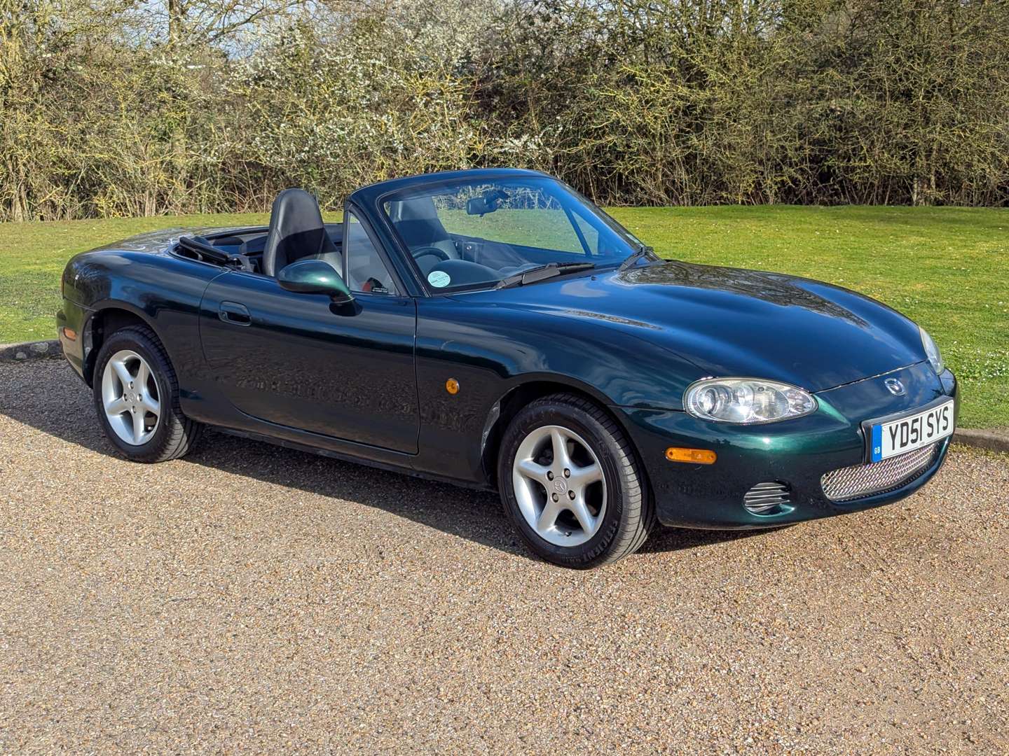 <p>2001 MAZDA MX-5</p>