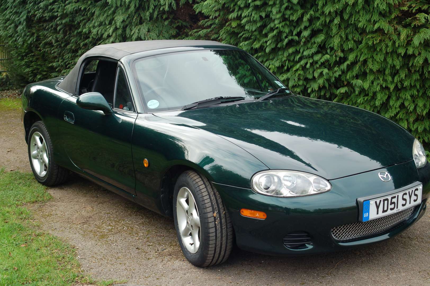 <p>2001 MAZDA MX-5</p>