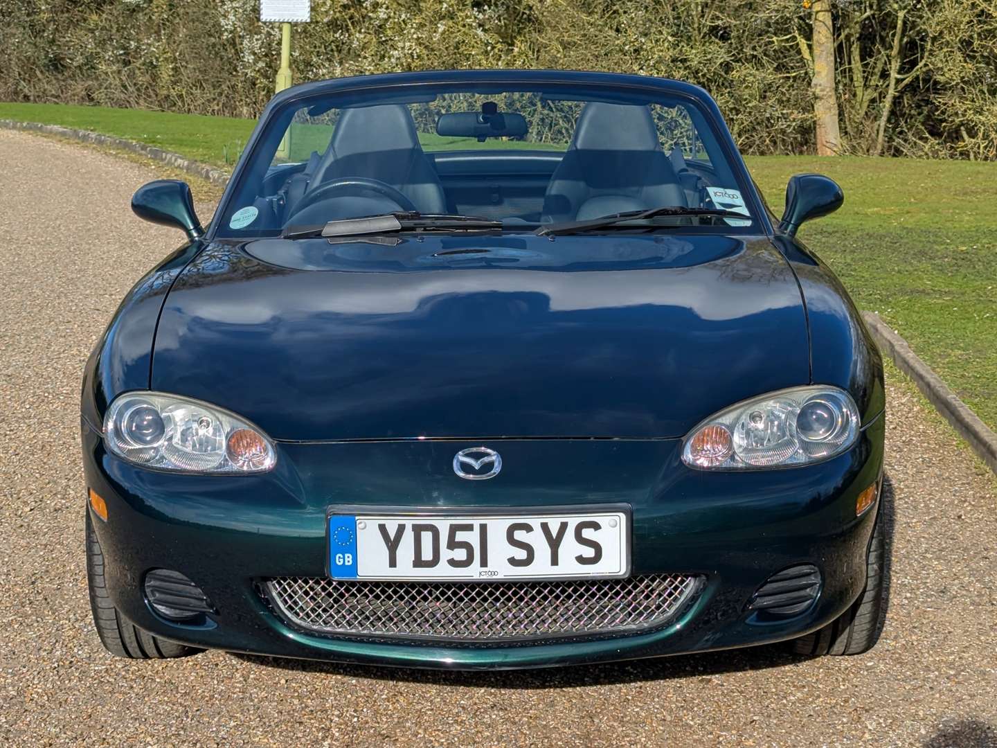 <p>2001 MAZDA MX-5</p>