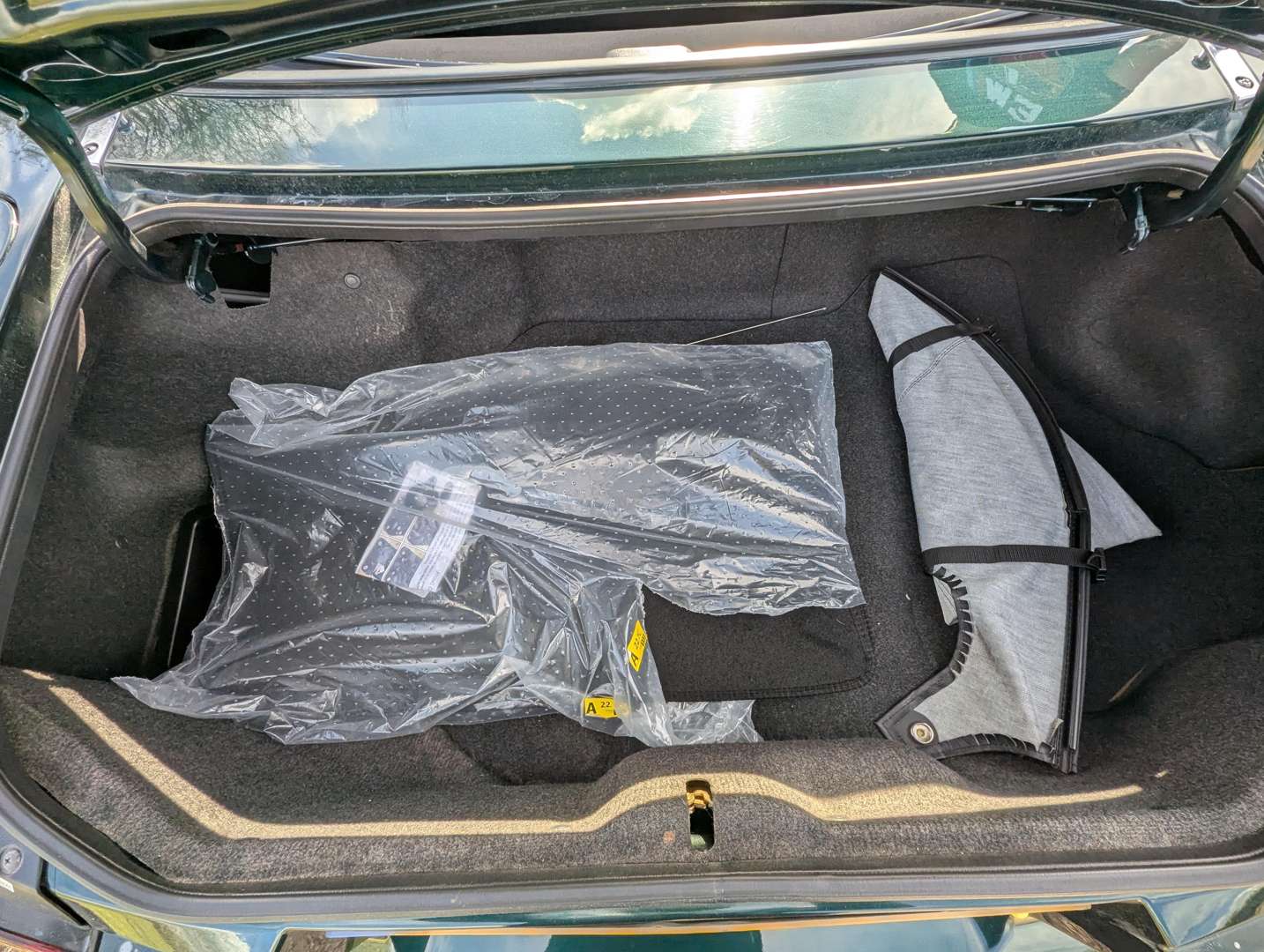 <p>2001 MAZDA MX-5</p>