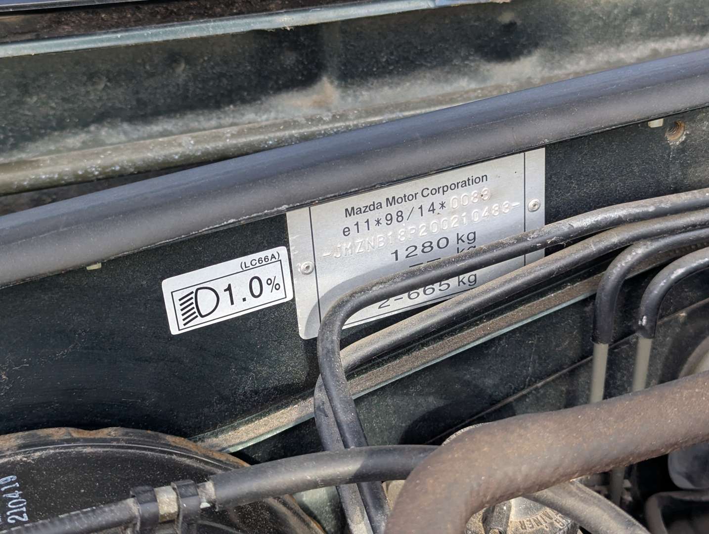 <p>2001 MAZDA MX-5</p>