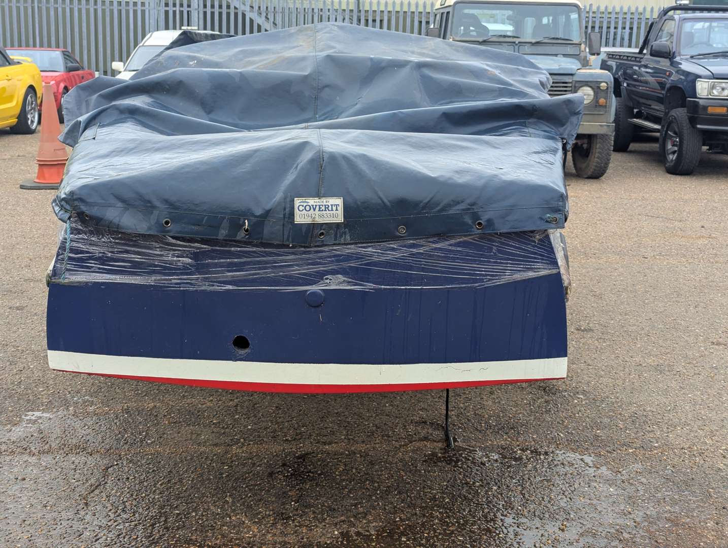 <p>1957 HEALEY 55 BOAT</p>