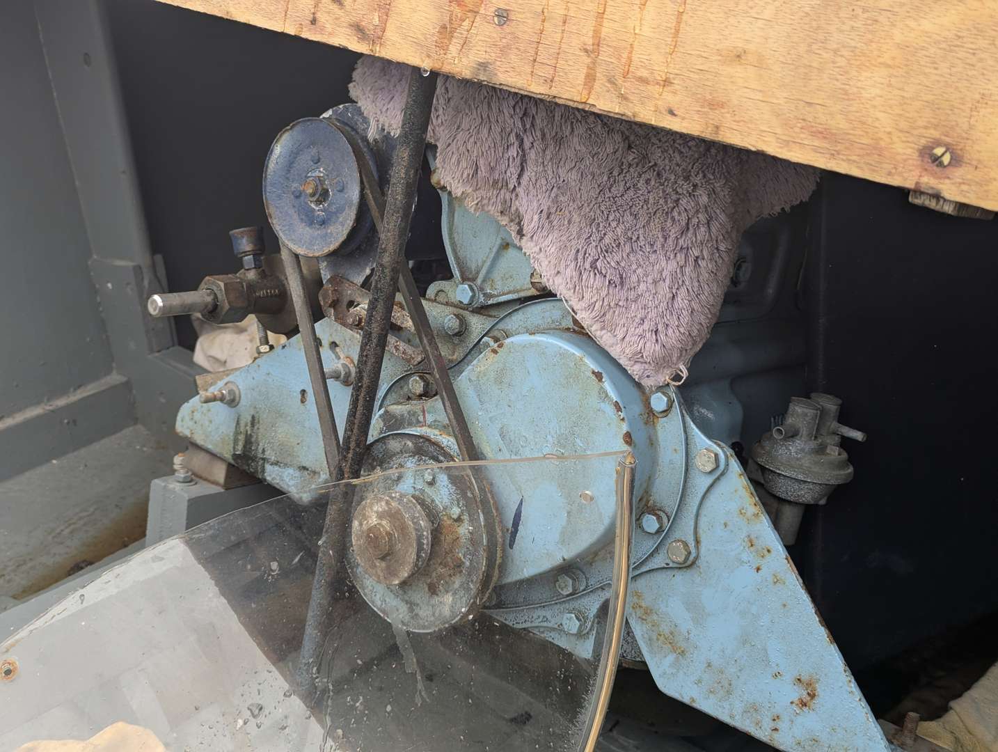 <p>1957 HEALEY 55 BOAT</p>