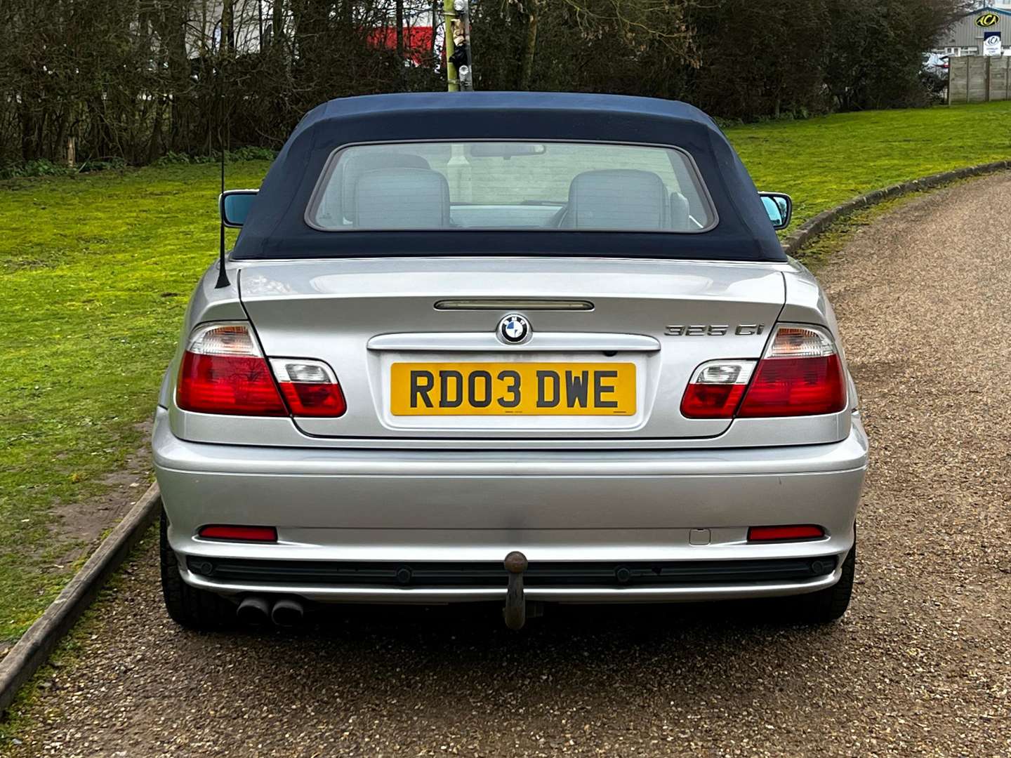 <p>2003 BMW 325CI E46 AUTO</p>