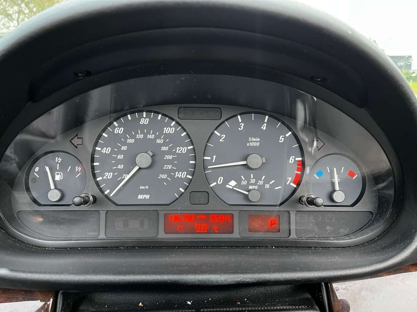 <p>2003 BMW 325CI E46 AUTO</p>