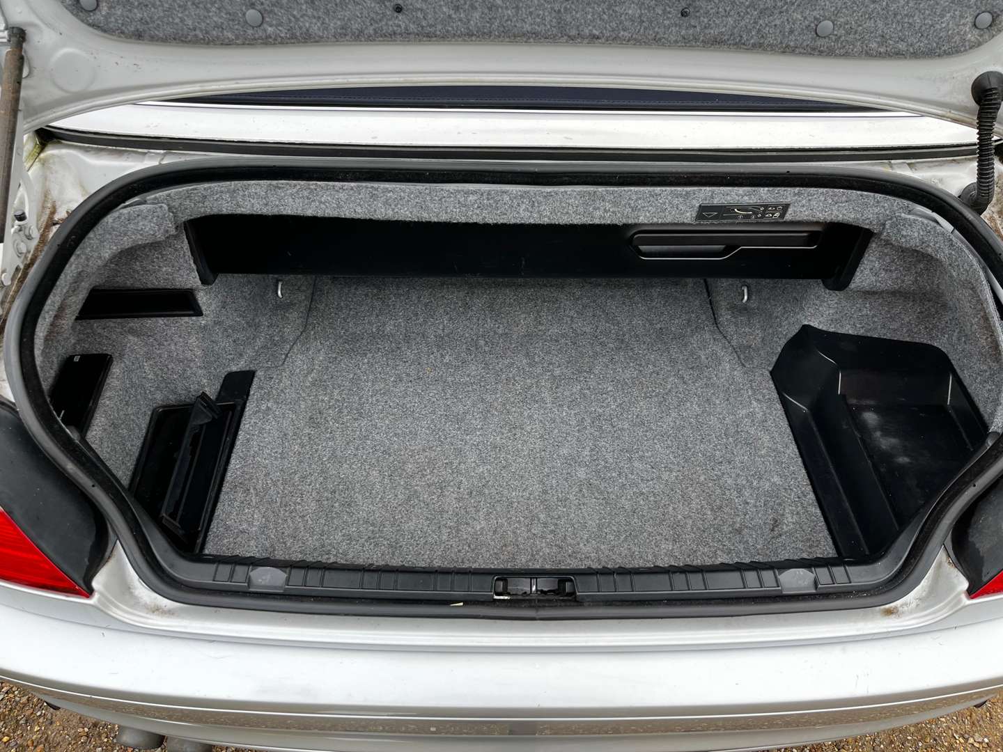 <p>2003 BMW 325CI E46 AUTO</p>