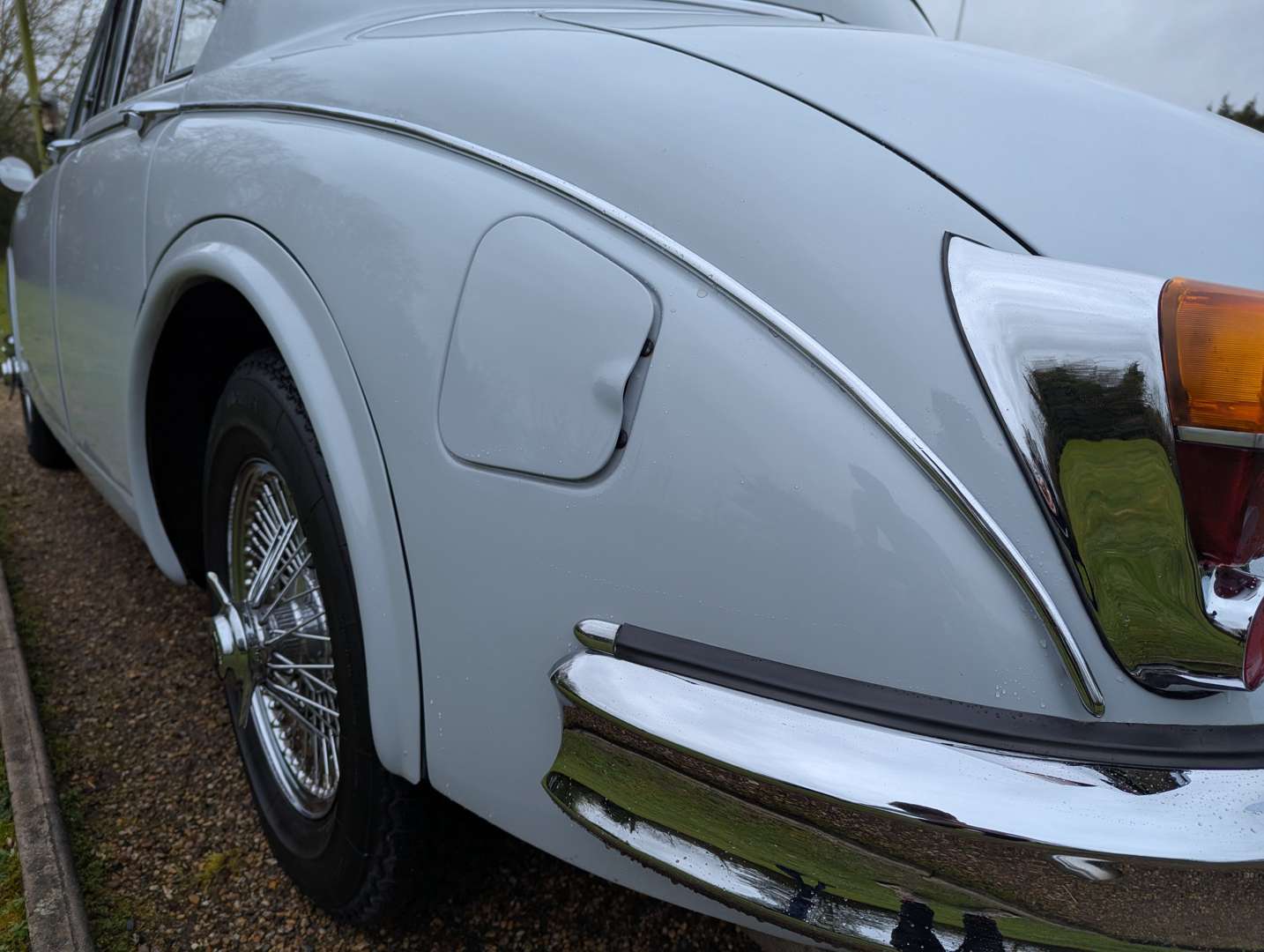 <p>1966 Daimler V8 250</p>