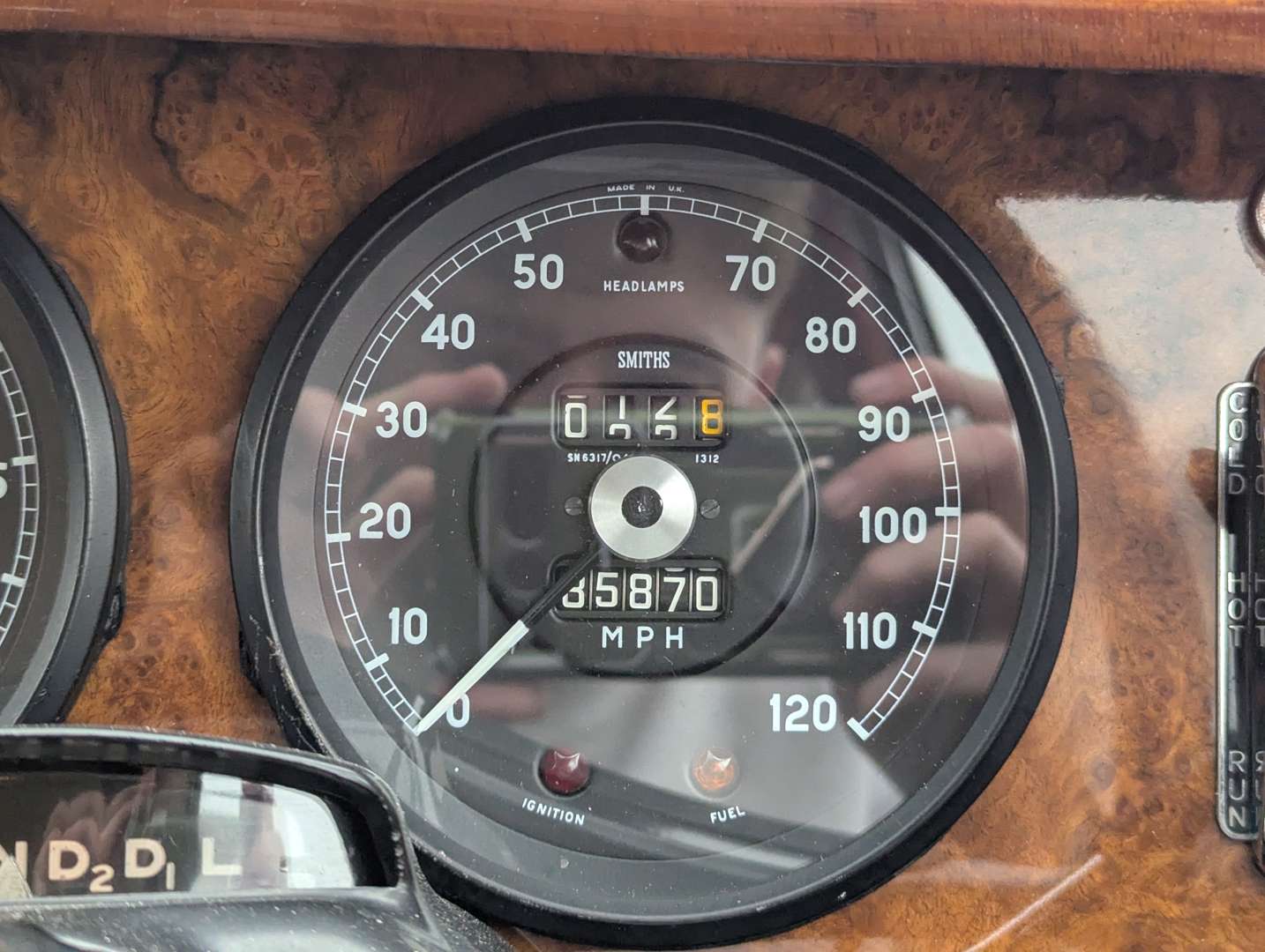 <p>1966 Daimler V8 250</p>