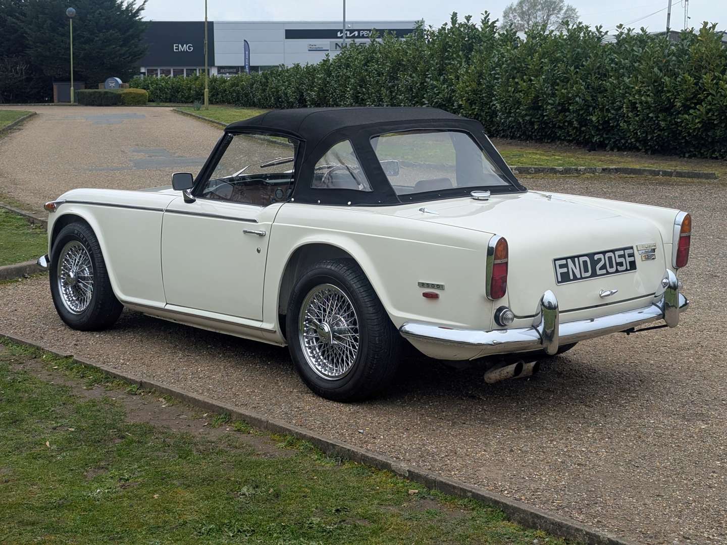 <p>1967 TRIUMPH TR250</p>