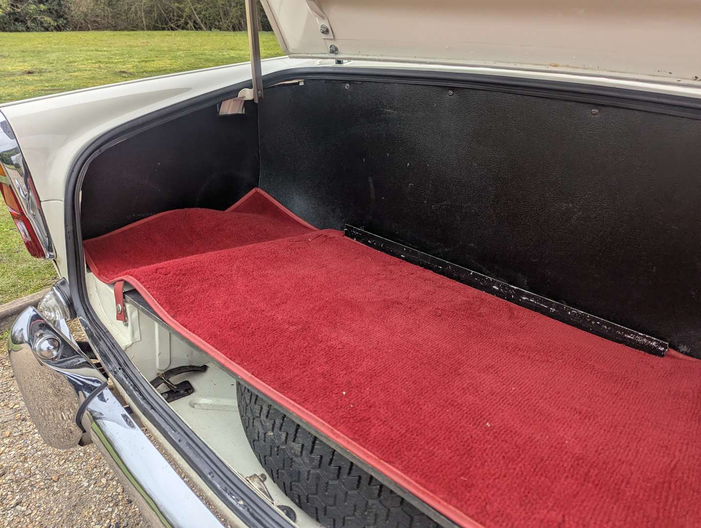 <p>1967 TRIUMPH TR250</p>