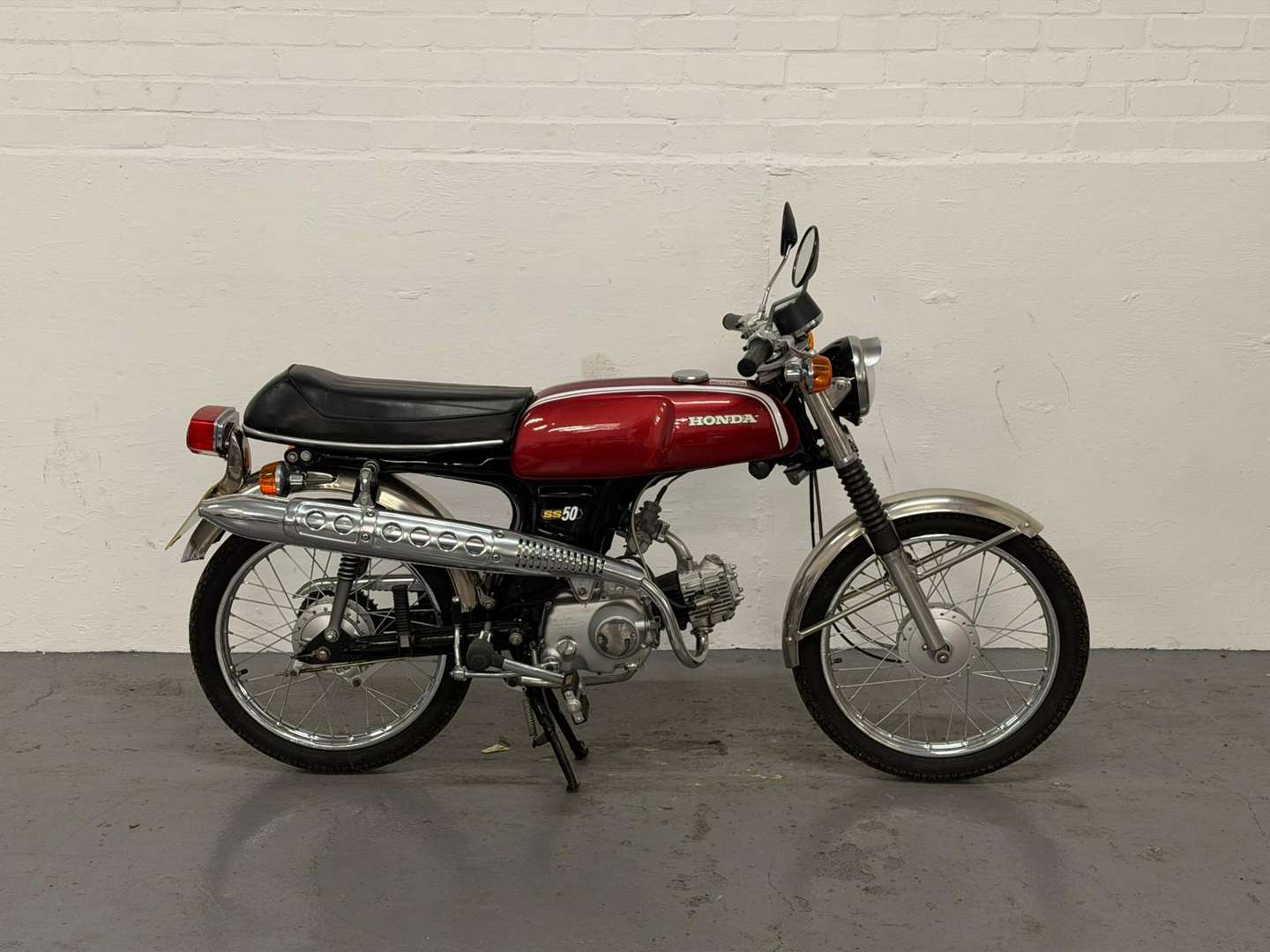 <p>1975 HONDA SS50</p>