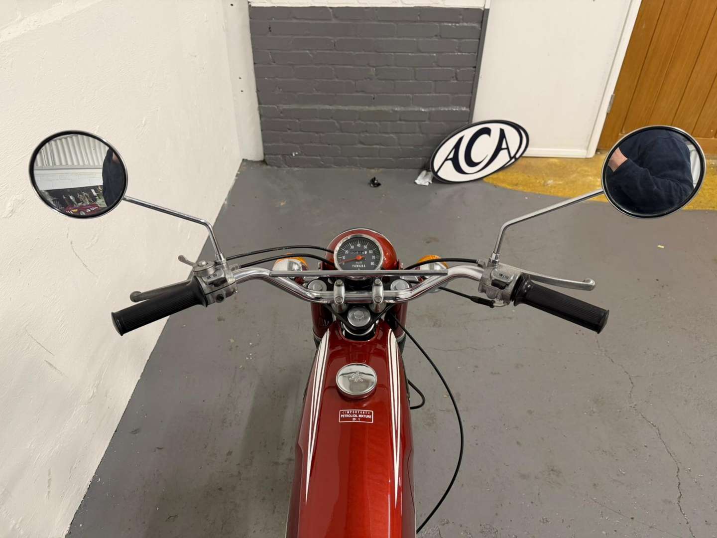 <p>1976 YAMAHA FS1E</p>