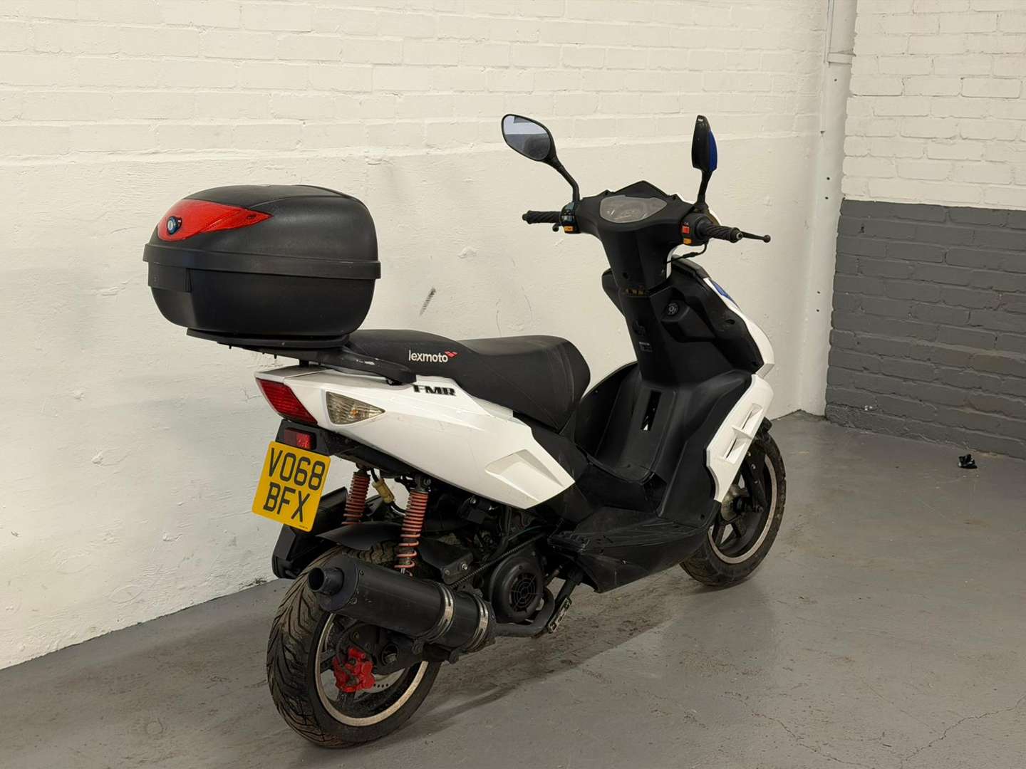 <p>2018 LEXMOTO FMR 125 EFI WY 125 T-74R</p>