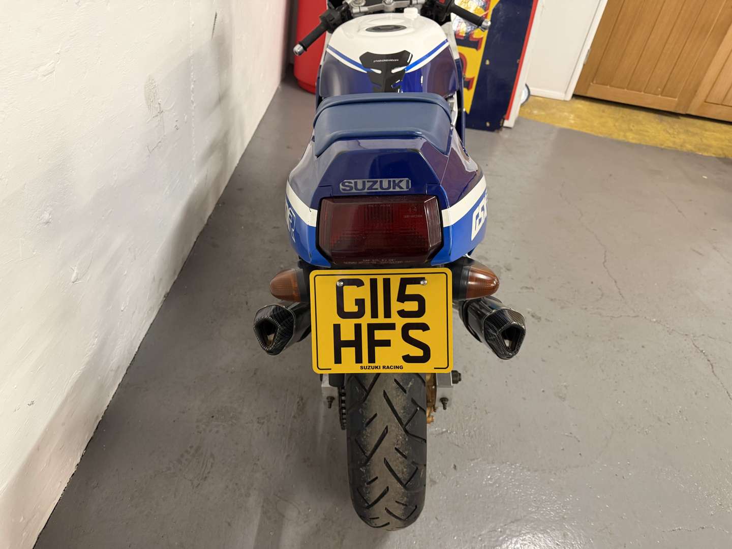 <p>1990 SUZUKI GSXR 400</p>