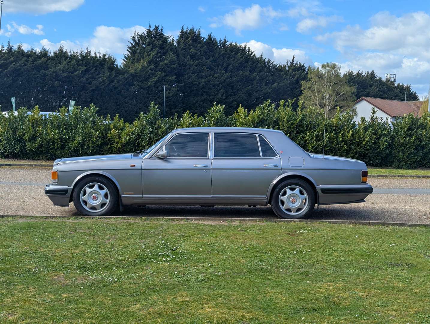 <p>1996 BENTLEY TURBO R LWB</p>