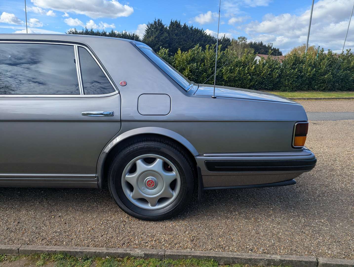 <p>1996 BENTLEY TURBO R LWB</p>