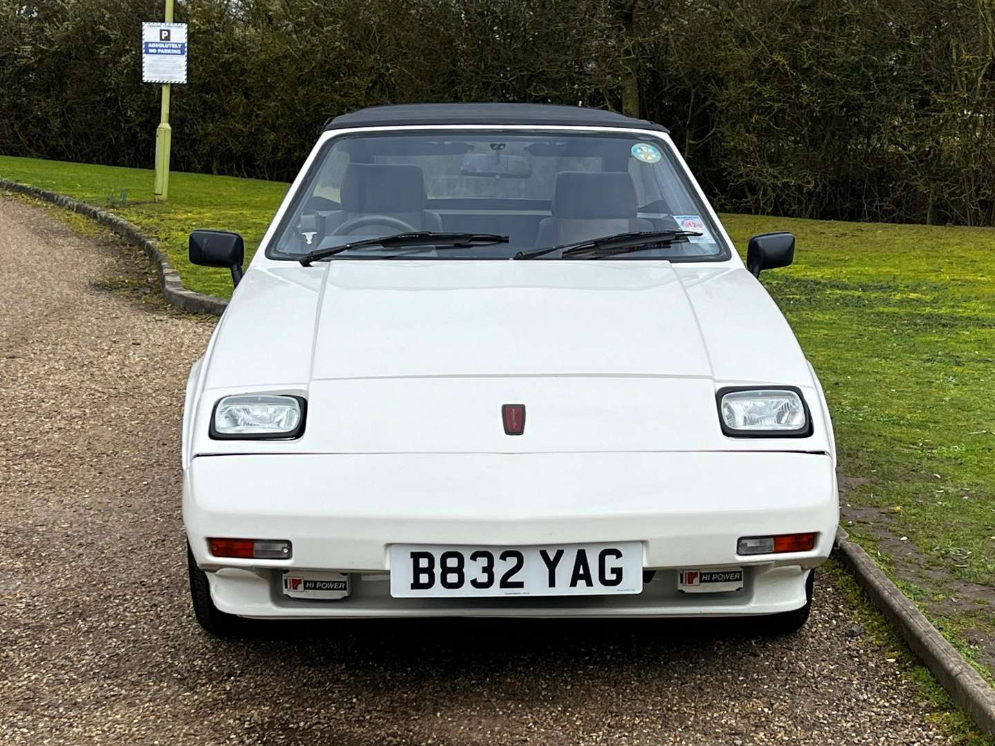 <p>1985 RELIANT SCIMITAR SS1</p>