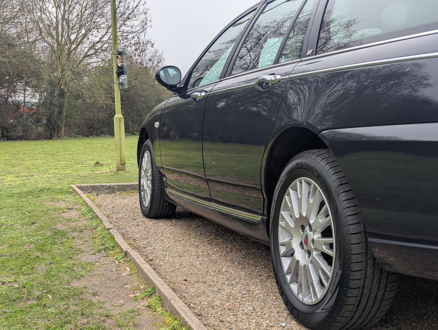<p>2005 ROVER 75 CONNOISSEUR SE TOURER</p>