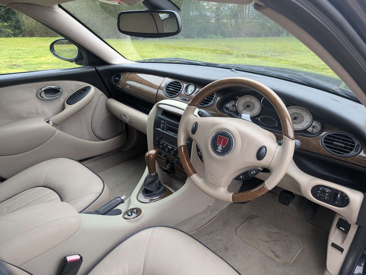 <p>2005 ROVER 75 CONNOISSEUR SE TOURER</p>