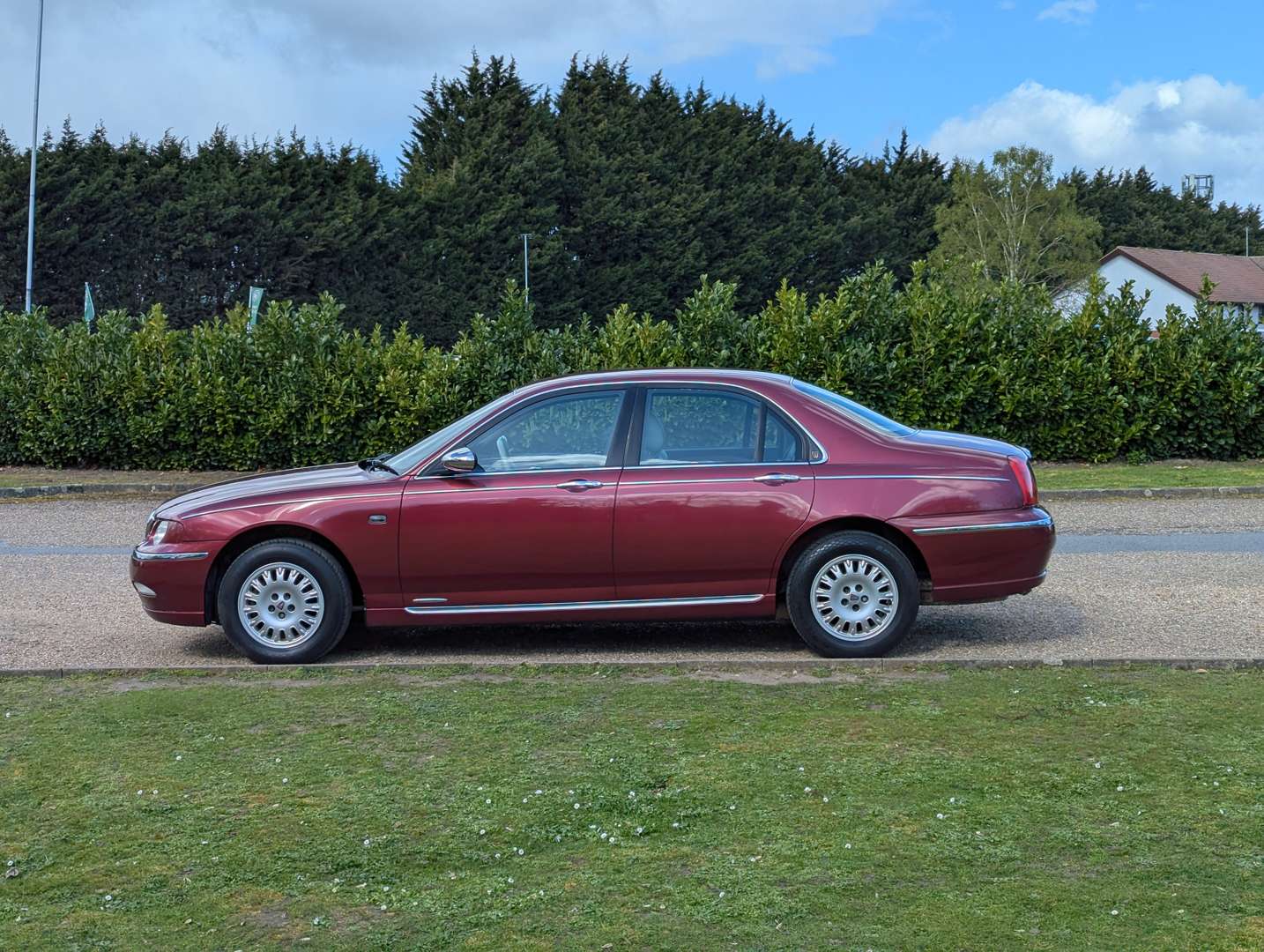 <p>2001 ROVER 73 CONNOISSEUR AUTO</p>