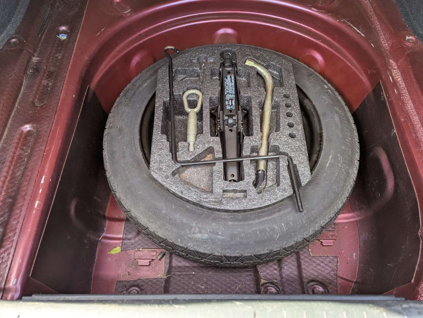 <p>2001 ROVER 73 CONNOISSEUR AUTO</p>