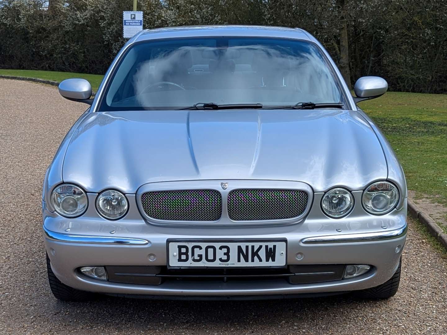 <p>2003 JAGUAR XJR V8 SUPERCHARGE AUTO</p>
