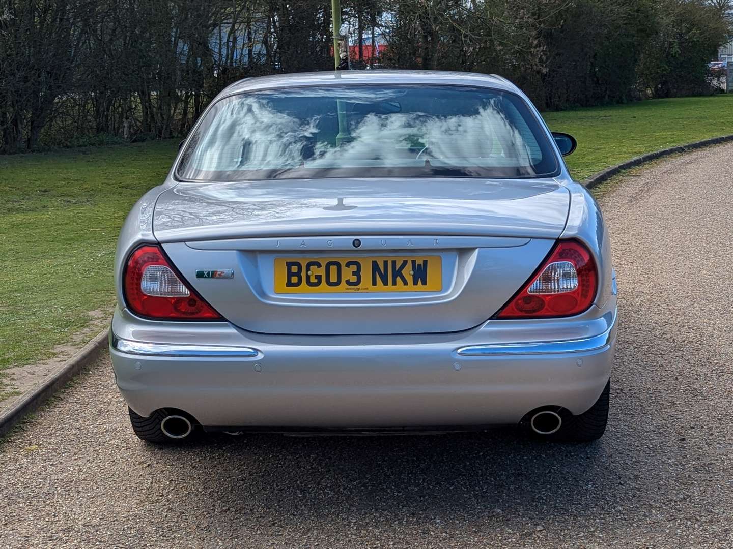 <p>2003 JAGUAR XJR V8 SUPERCHARGE AUTO</p>