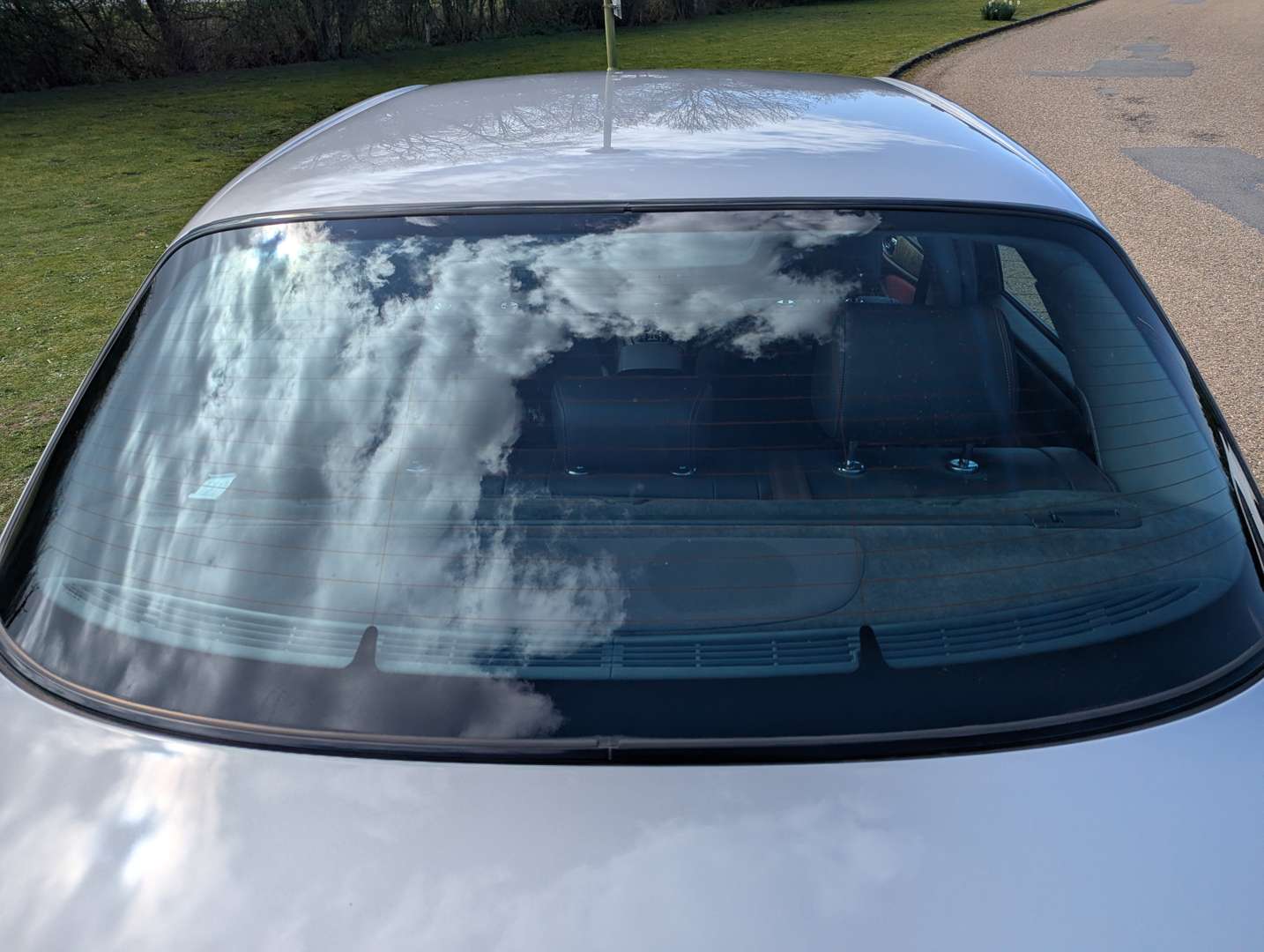 <p>2003 JAGUAR XJR V8 SUPERCHARGE AUTO</p>