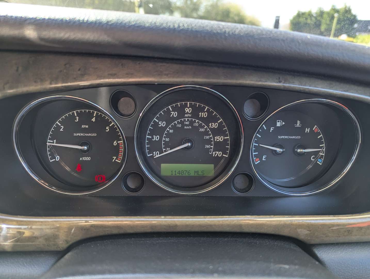 <p>2003 JAGUAR XJR V8 SUPERCHARGE AUTO</p>