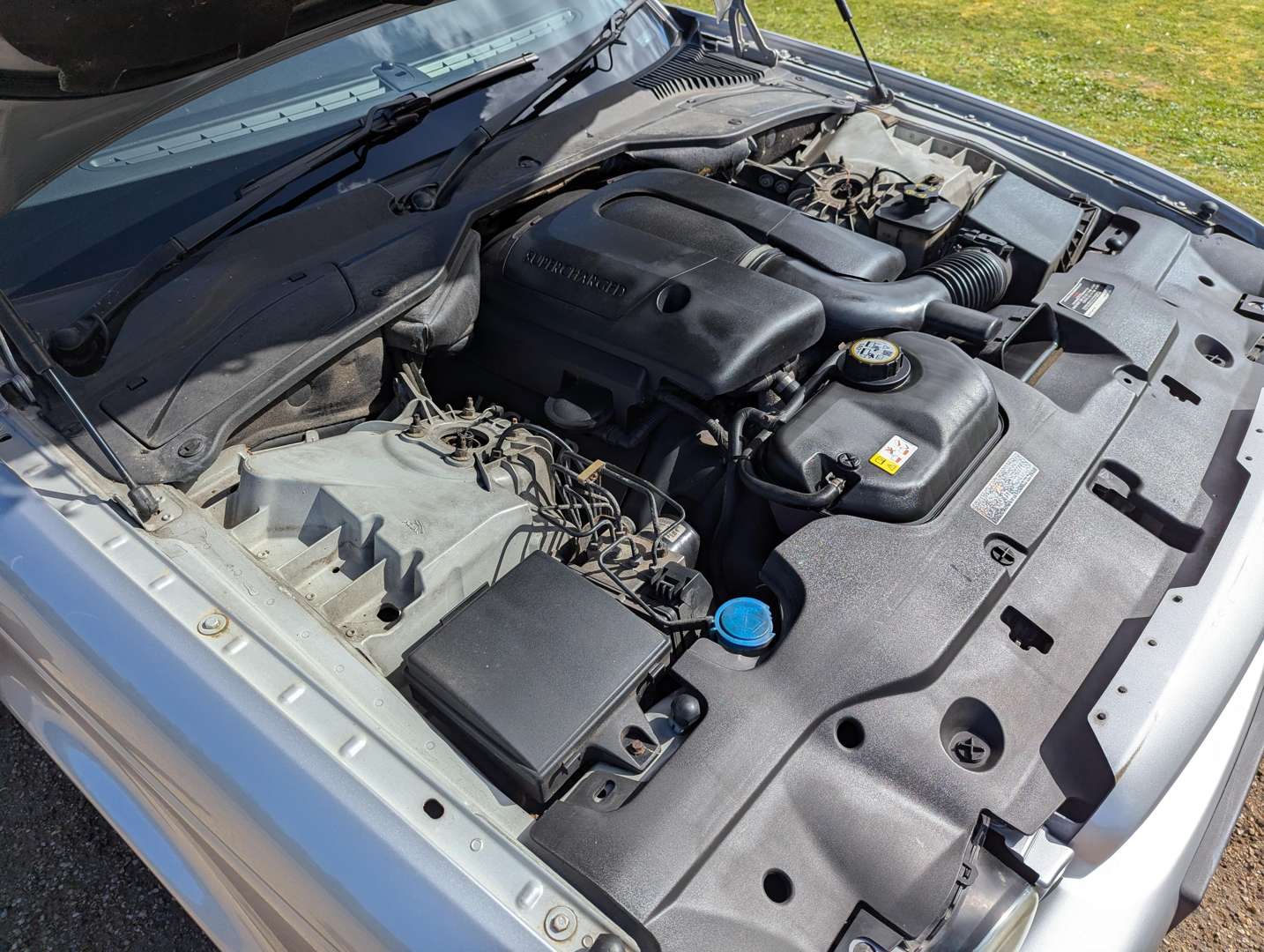 <p>2003 JAGUAR XJR V8 SUPERCHARGE AUTO</p>