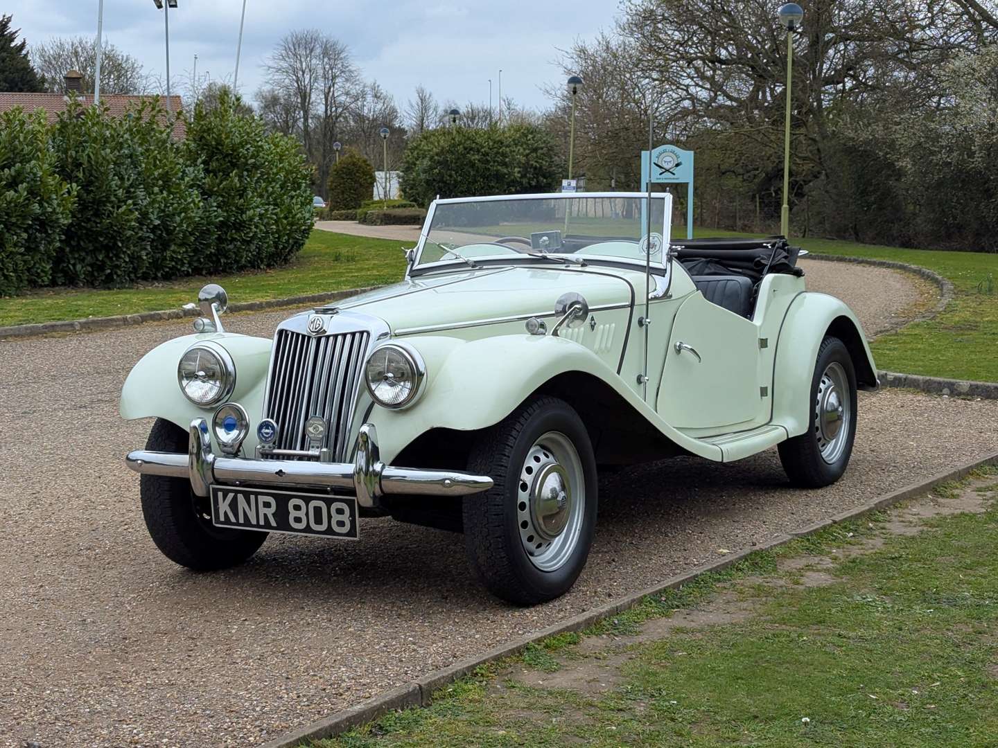 <p>1954 MG TF</p>